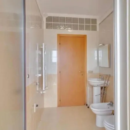 L'orchidea Rooms, Cucina E Bagno In Comune * Sammichele Di Bari