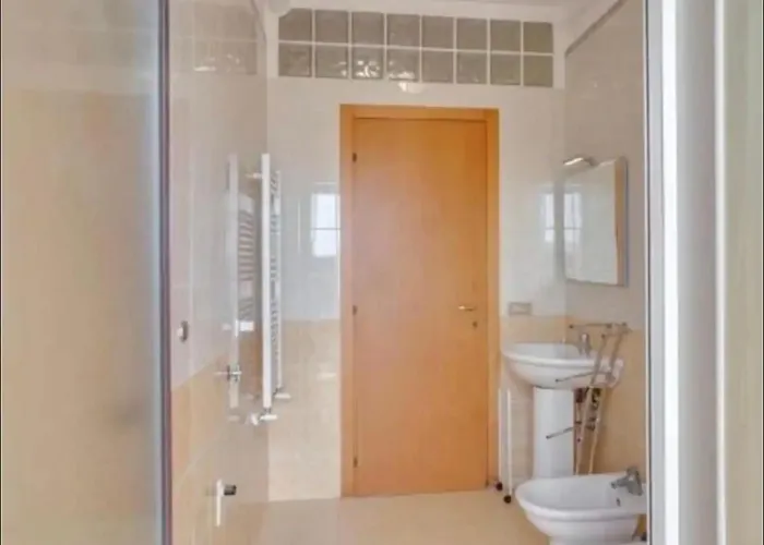 L'orchidea Rooms, Cucina E Bagno In Comune * Sammichele Di Bari